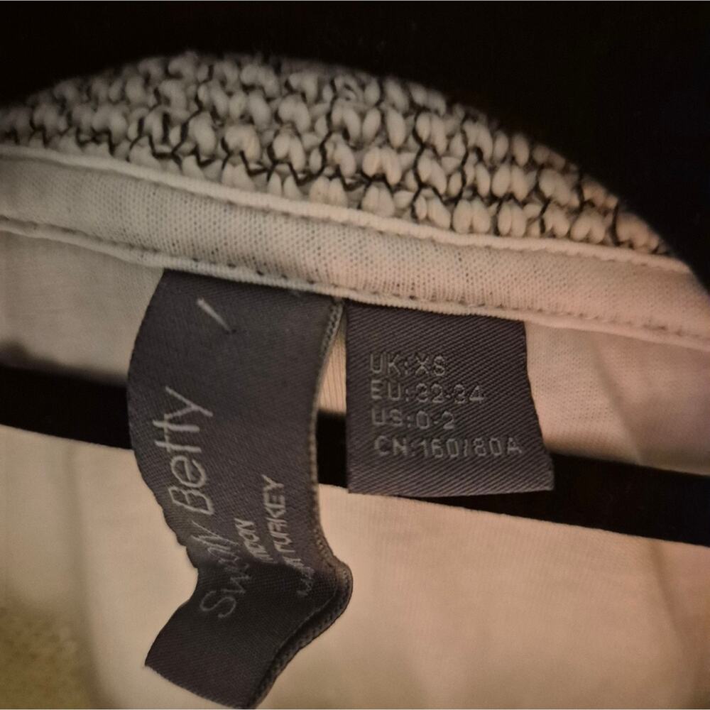 Anthropologie X Sweaty Betty Restful Bouclé Half Zip Pullover - Picture 7 of 11